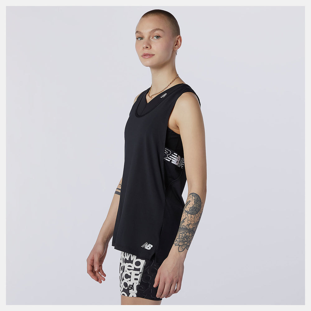 Relentless Sweat Tank / New Balance Women