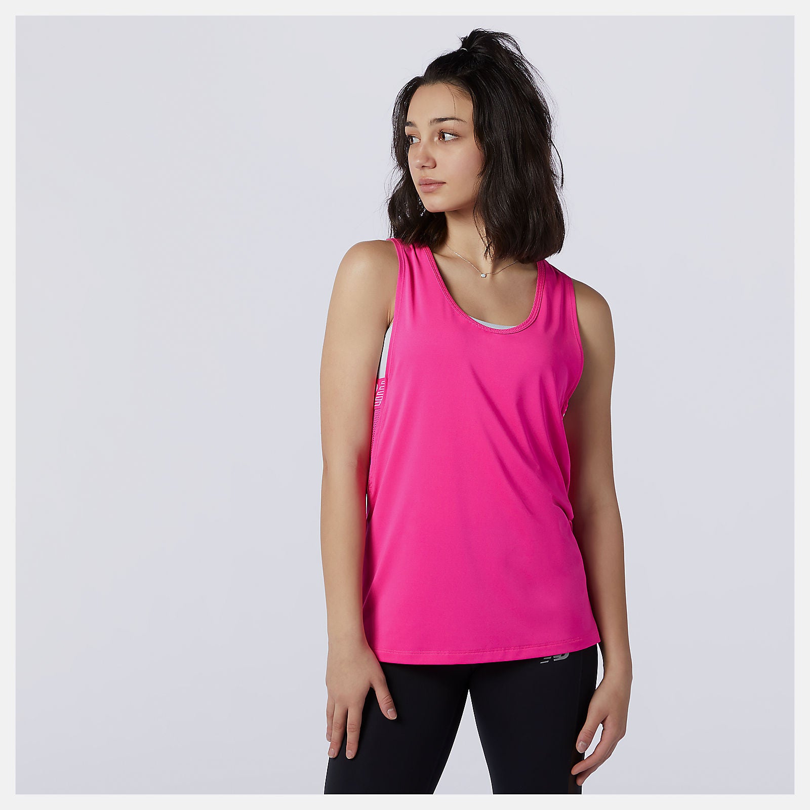 Relentless Sweat Tank / New Balance Women
