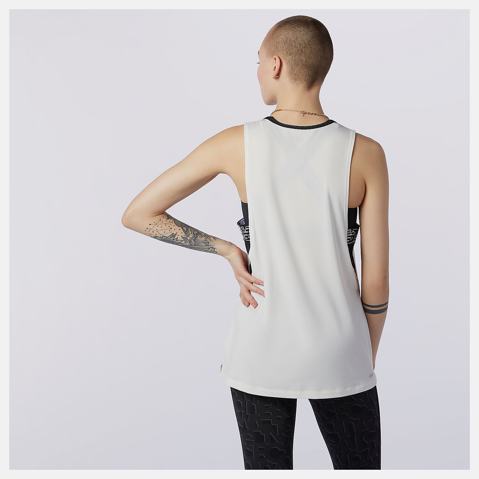 Relentless Sweat Tank / New Balance Women