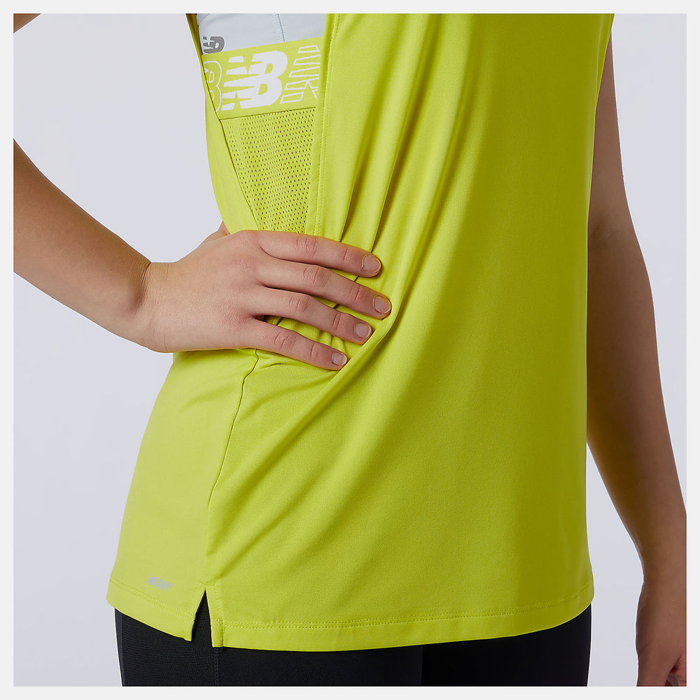 Relentless Sweat Tank / New Balance Women