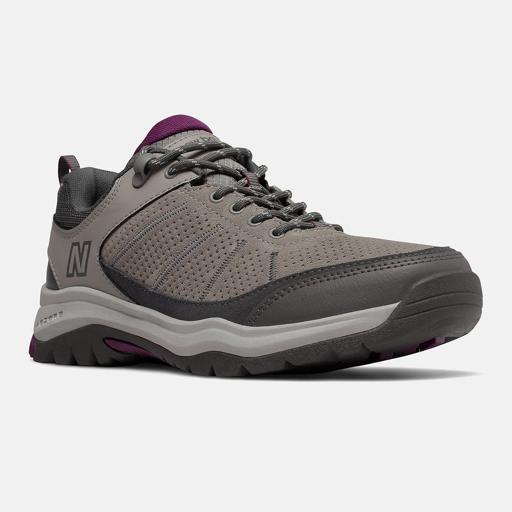 1201 / New Balance Women