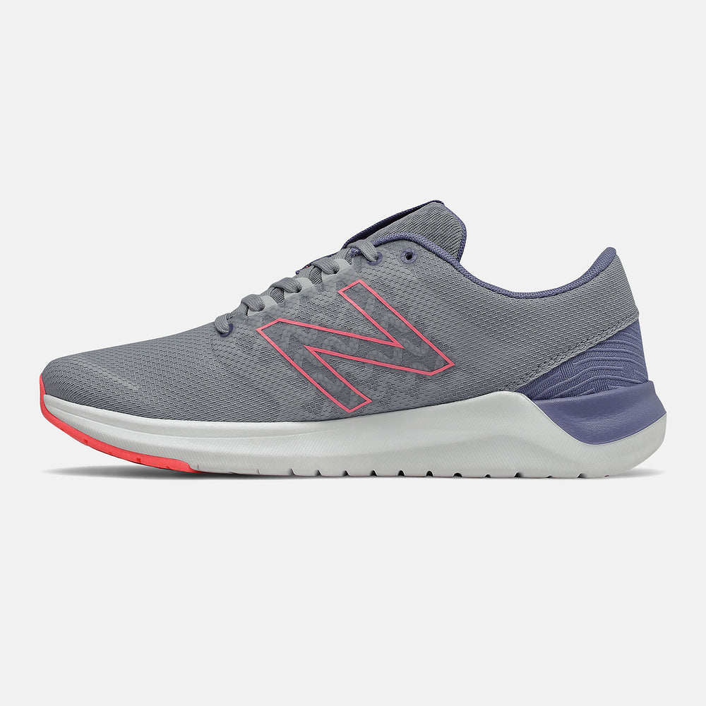715v4 / New Balance Women